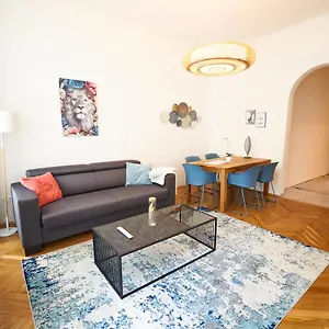  Apartment Trendy 3 Zentral Gelegen Austria
