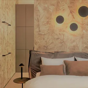  Apartment Center Telegraph Austria